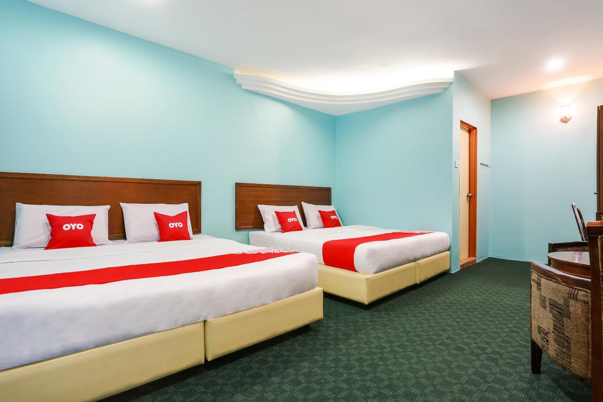 Oyo 44094 Bangi Lanai Hotel Екстериор снимка