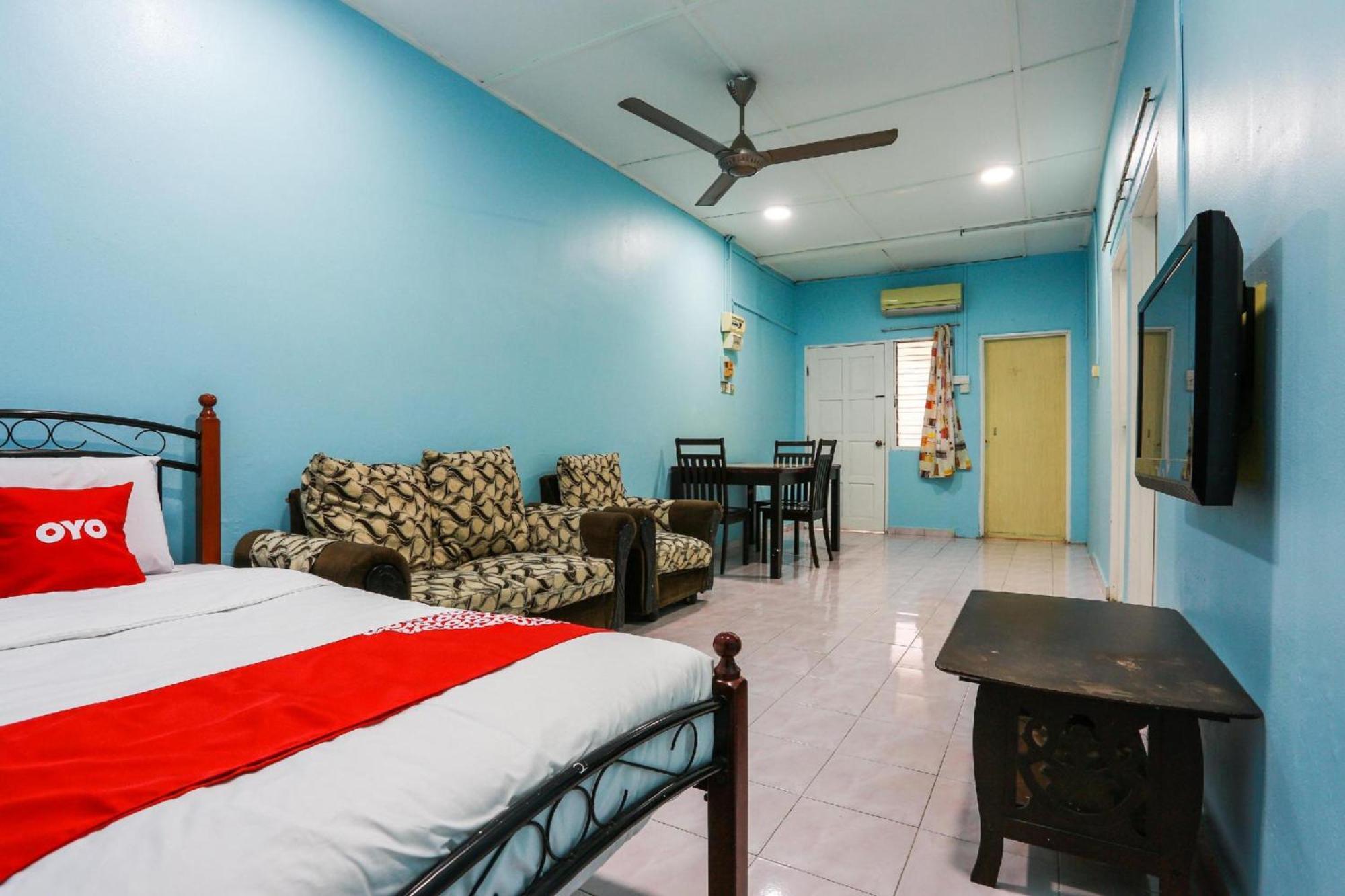 Oyo 44094 Bangi Lanai Hotel Екстериор снимка