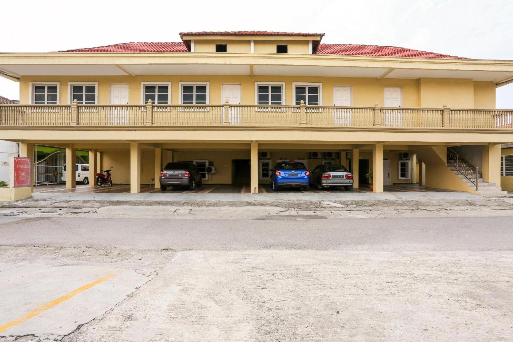 Oyo 44094 Bangi Lanai Hotel Екстериор снимка